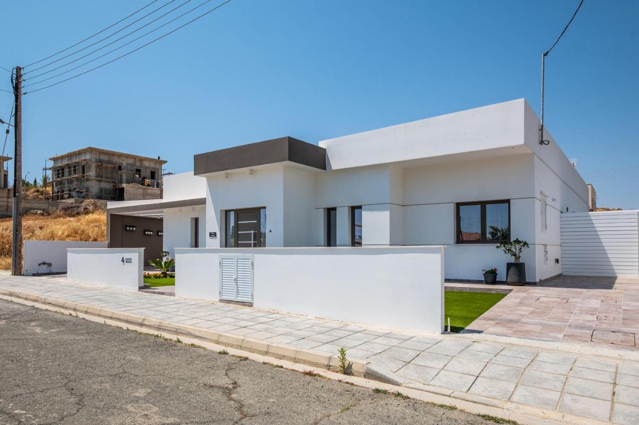 Rooms At Villa Amour Cyprus Voroklini Exterior foto